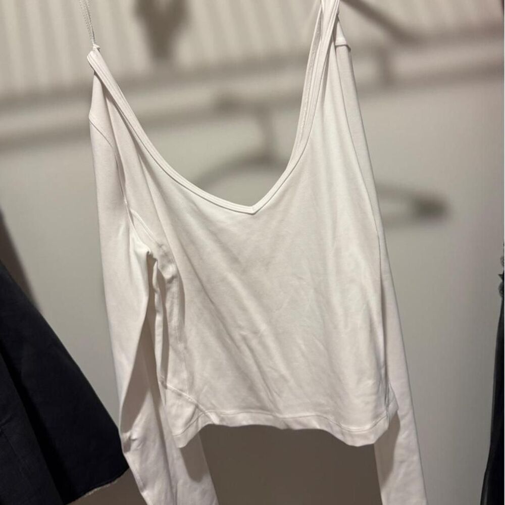 Lululemon Women's White Crop-top